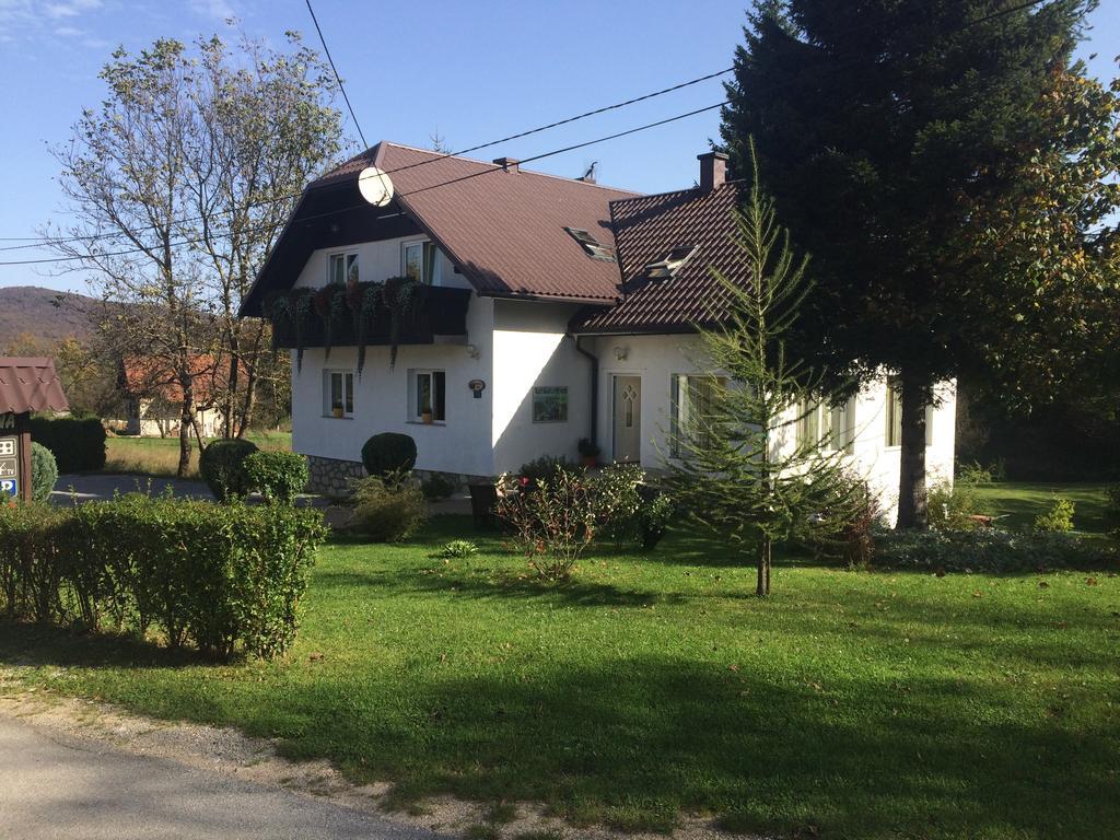 Bed and Breakfast House Ana Plitvička Jezera Esterno foto