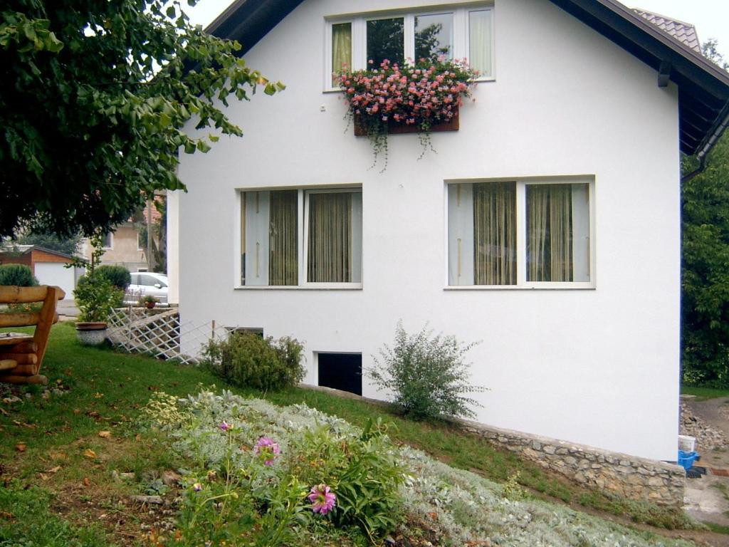 Bed and Breakfast House Ana Plitvička Jezera Esterno foto