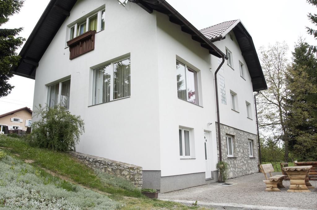 Bed and Breakfast House Ana Plitvička Jezera Esterno foto